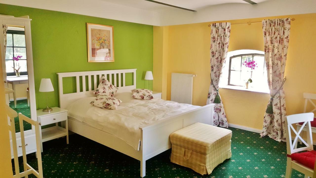 Kleeburg Hotell Euskirchen Eksteriør bilde