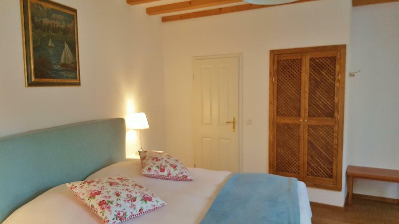 Kleeburg Hotell Euskirchen Eksteriør bilde