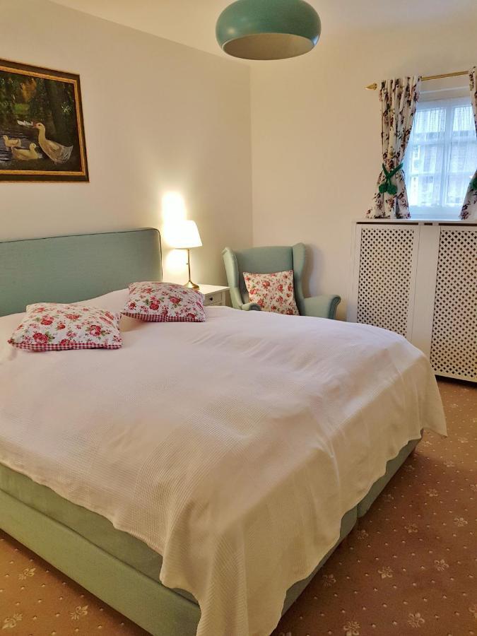 Kleeburg Hotell Euskirchen Eksteriør bilde