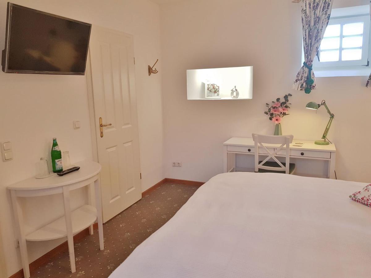 Kleeburg Hotell Euskirchen Eksteriør bilde
